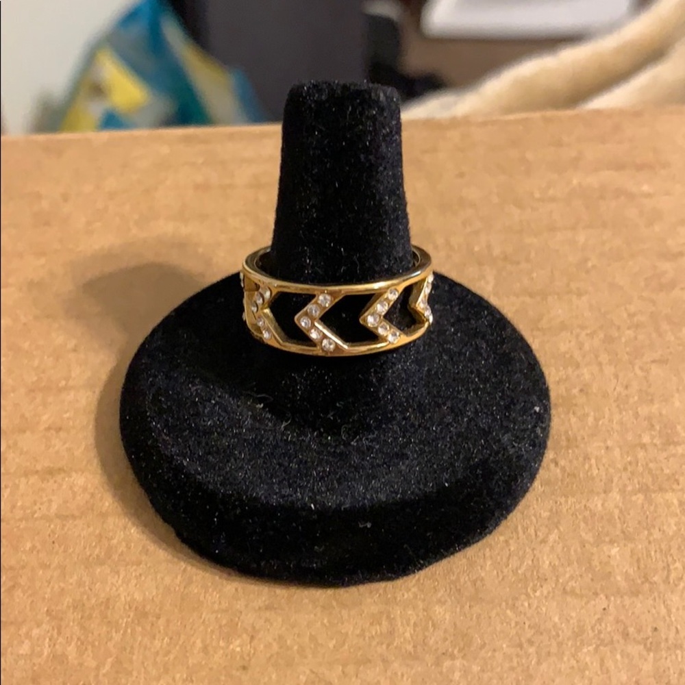 🆕Gold Chevron Ring